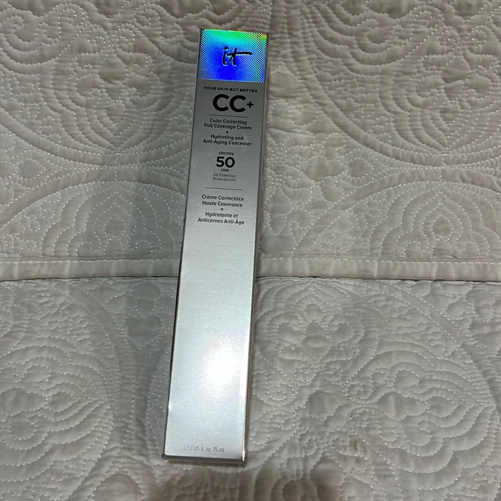 IT Color correcting full coverage cream in Rich, new